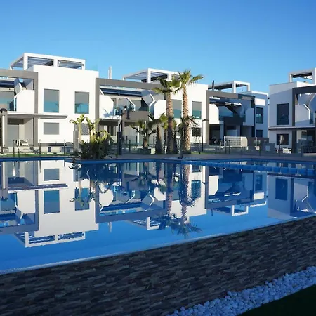 Oasis La Zenia * Orihuela